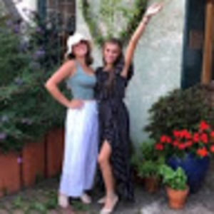Meet your Posher, Cassandra